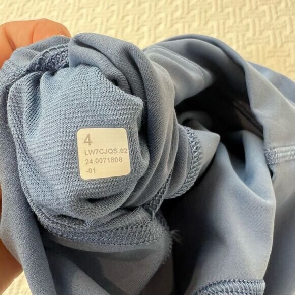 NWT Lululemon Align Short HR 4" Size 4 Pastel Blue Bike Yoga shorts Athleisure - Picture 6 of 7